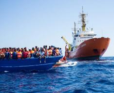 Médicos do Mundo presta cuidados de saúde aos migrantes do navio Aquarius